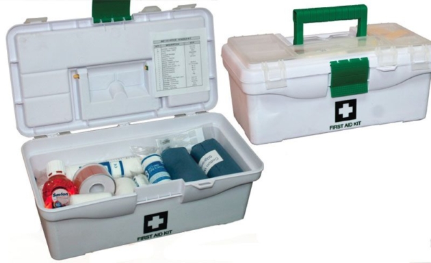 SCHOOL FIRST AID KIT