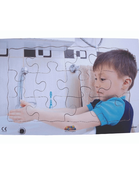 Washing Hands - 12 Piece